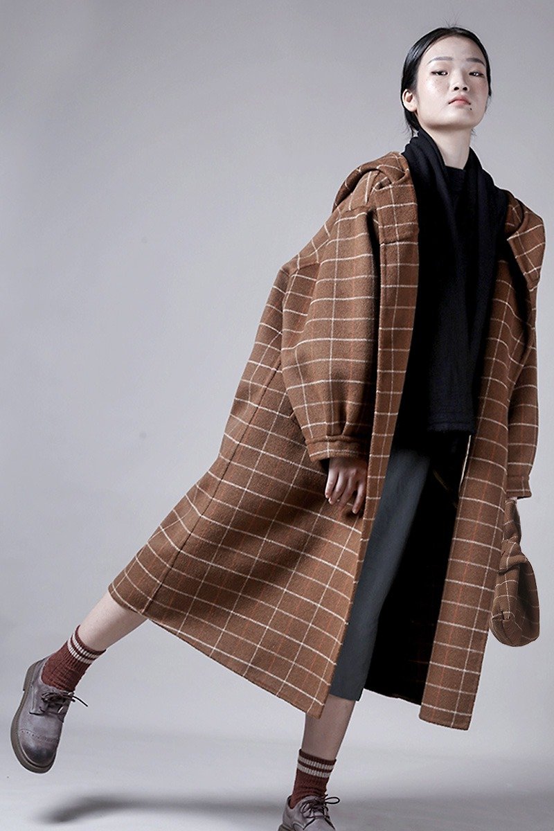 Woven linen linen x original design sub coat thickened long trench coat - สเวตเตอร์ผู้หญิง - ขนแกะ สีนำ้ตาล