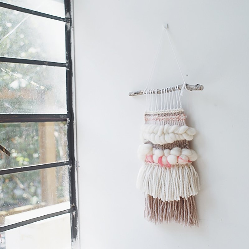 手織りのタペストリーブロッサムピンク - ウォールデコ・壁紙 - ウール ピンク