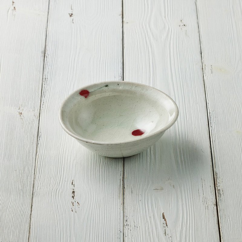 日本職人手做系列 - 櫻桃偏轉小碗(14.5cm) - 碗 - 陶 白色