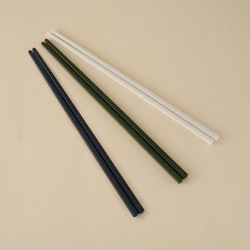 【LivingForward】CPET Chopsticks 6 pieces,flatware,tableware,gift set - ตะเกียบ - พลาสติก หลากหลายสี