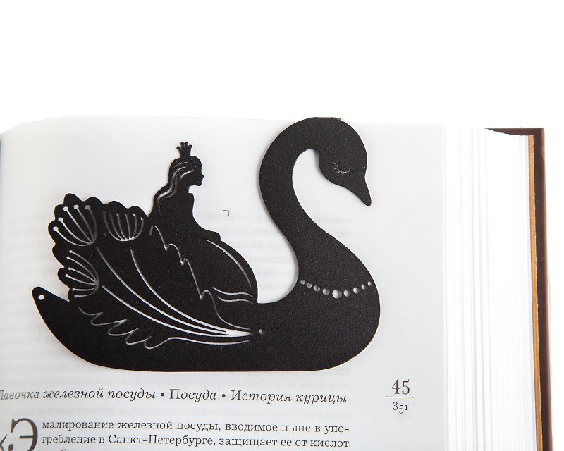 Unusual bookmark // A princess on the swan // Free shipping worldwide - ที่คั่นหนังสือ - วัสดุอื่นๆ สีดำ