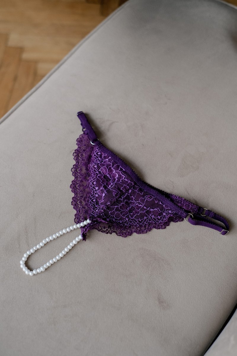 Crotchless lingerie with beads - Erotic panties - sexy underwear for women - ชุดชั้นในผู้หญิง - ไนลอน สีม่วง