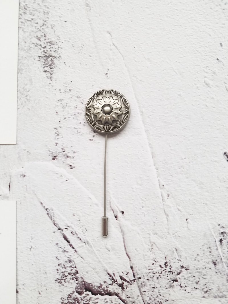 復古図のブローチの胸花の金属の針の1字の針の割り込み - ブローチ - 金属 シルバー