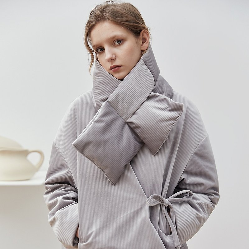 超新約全書 銀灰色 太空感錯感絲絨羽絨服 設計可拆卸圍巾短外套 - 外套/大衣 - 羊毛 灰色