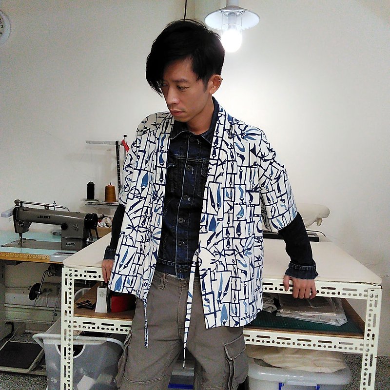 Handmade Blue Dye Full Piece Pepper Print Neutral Kimono Jacket Taiwan Free Shipping R7G - Women's Casual & Functional Jackets - Cotton & Hemp Blue