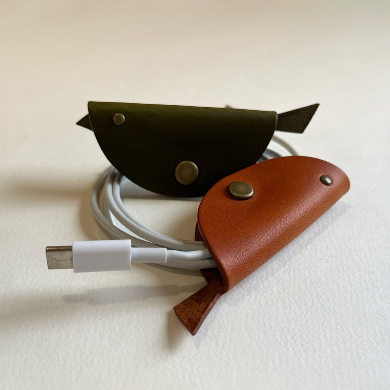 【 交換禮物】小飛鳥皮革集線器 /電線收納/捲線器【 一組兩個】 - 捲線器/電線收納 - 真皮 多色