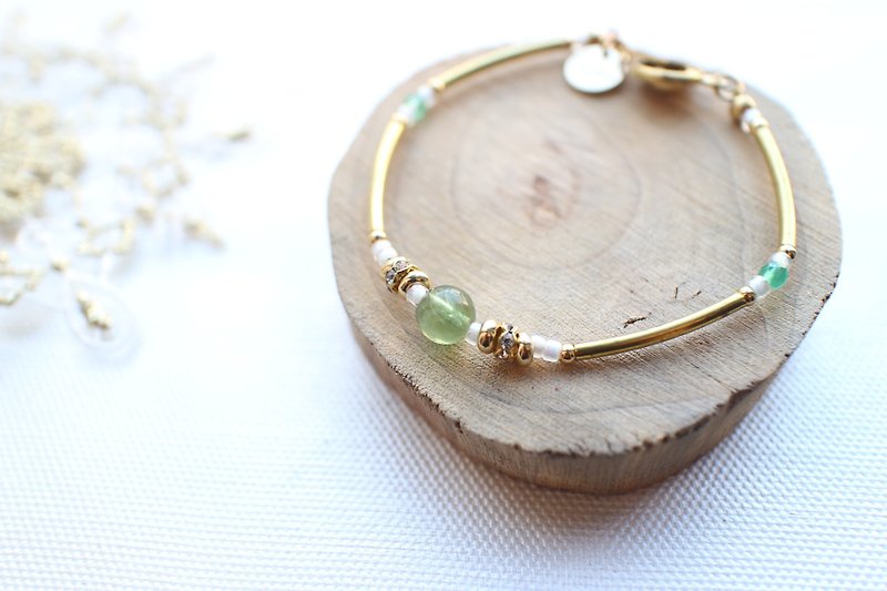 Spring-Emerald brass handmade bracelet - สร้อยข้อมือ - โลหะ 