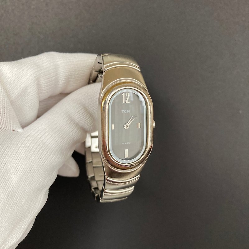 TCM TERRA CIELO MARE rare fog Silver oval two-pin neutral military watch antique watch - Women's Watches - Other Metals Silver