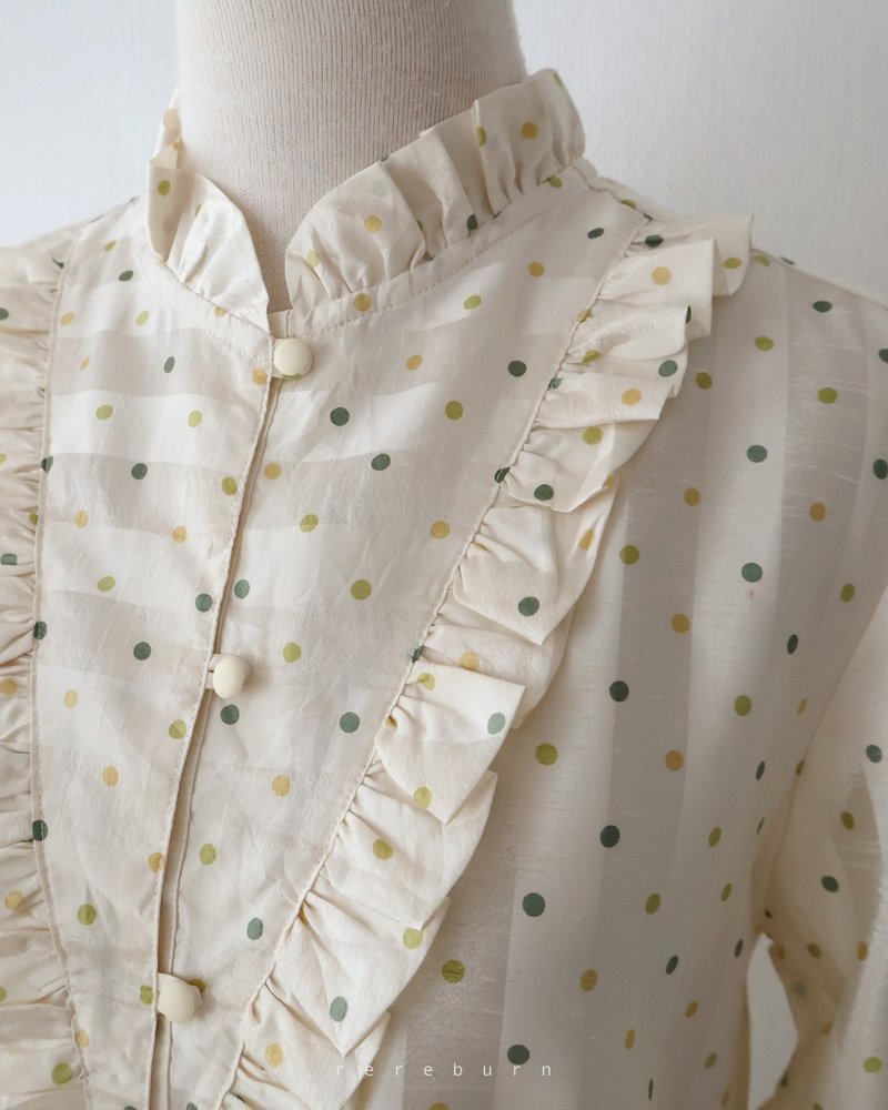 Made in Japan vintage cut polka dot beige long-sleeved vintage shirt - Women's Shirts - Polyester Khaki