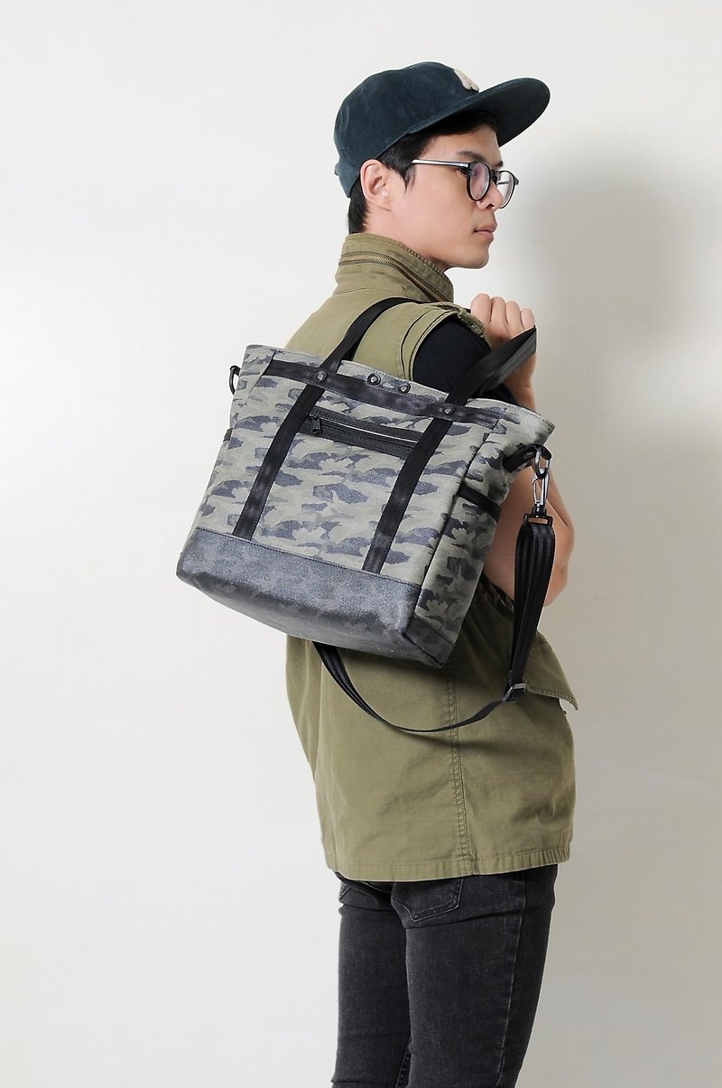 RED CAPACITY-GUERRILLA- Hand-made dark green camouflage waterproof canvas portable / Inclined / shoulder bag - Messenger Bags & Sling Bags - Waterproof Material Green