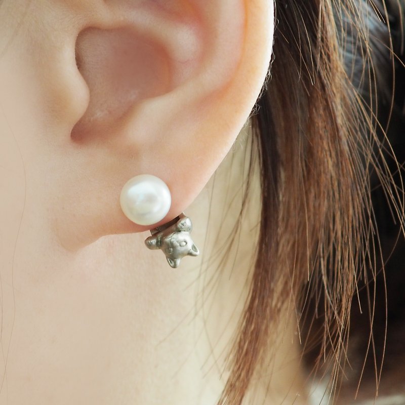 貓咪珍珠耳環 銀 單耳 - 耳環/耳夾 - 其他金屬 銀色