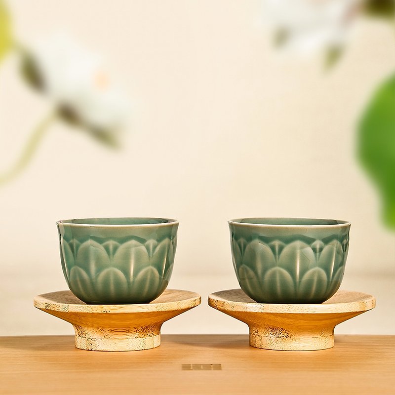 Eastern writer Song Lian's traditional celadon tea cup set with lotus relief gift box, cultural creation, paired pairs of cups, birthday souvenirs - Teapots & Teacups - Porcelain 