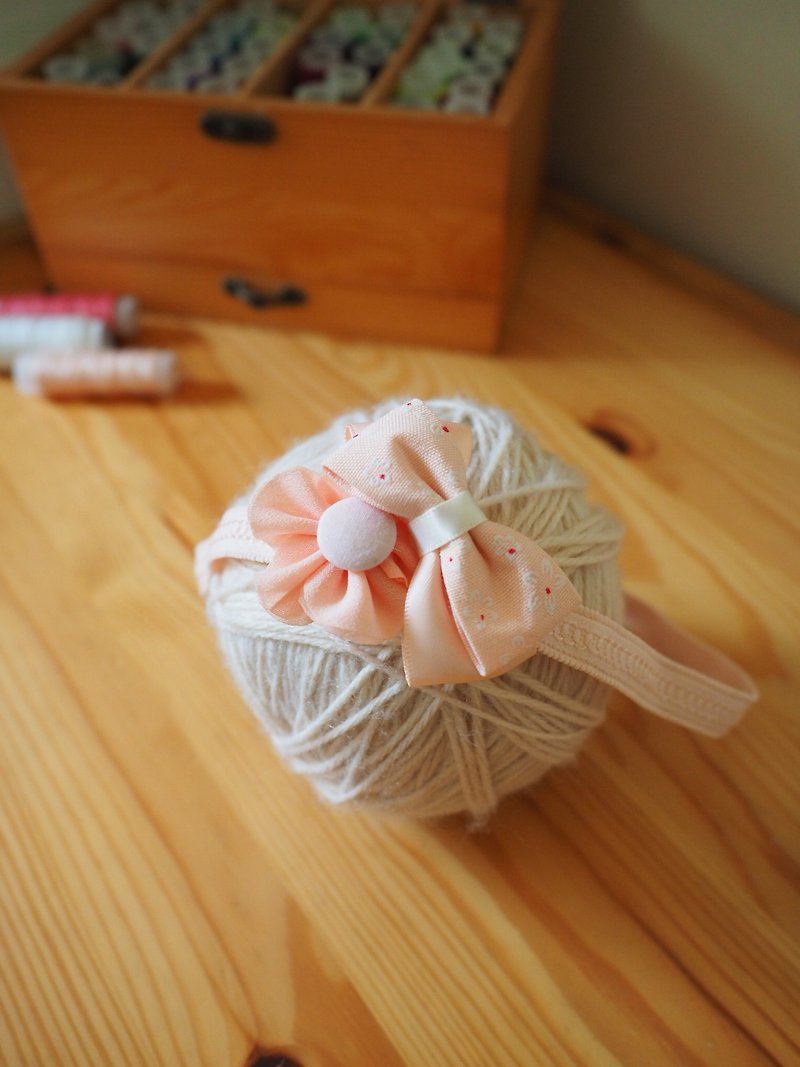 Handmade ribbon bow elastic baby/kid headband - หมวกเด็ก - ผ้าฝ้าย/ผ้าลินิน สึชมพู