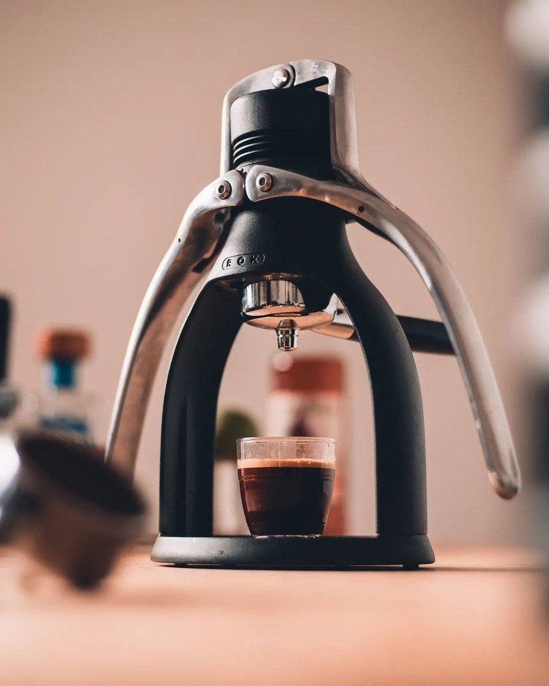 【英國】ROK Espresso Maker 手壓式萃取 義式濃縮咖啡機 暗夜黑 - 咖啡壺/手沖壺 - 鋁合金 黑色