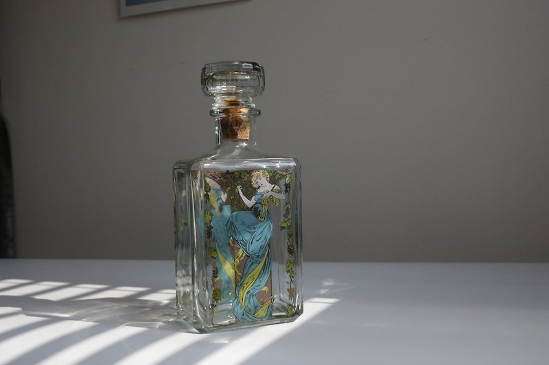 Art Nouveau glass wine bottle/flower vase - เซรามิก - แก้ว สีใส