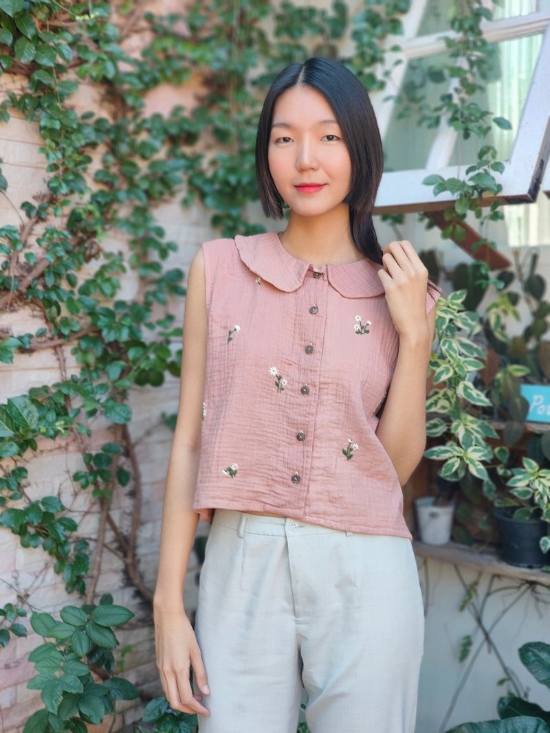 Peter pan collar Blouse - 女上衣/長袖上衣 - 棉．麻 