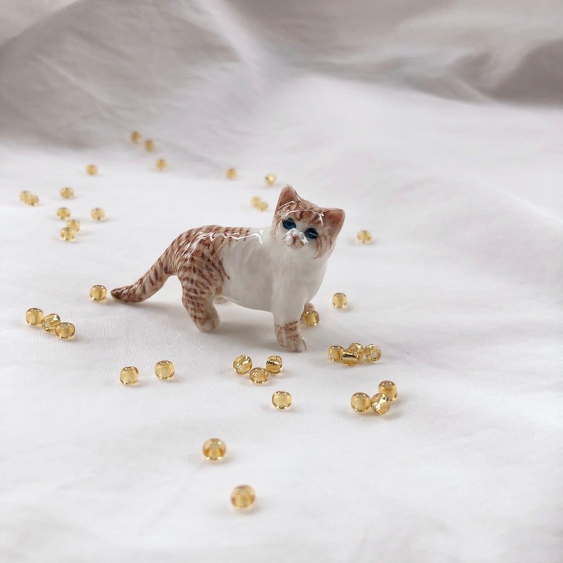 lucky golden cat - Tiny animal figurine - Pottery & Ceramics - Pottery Khaki