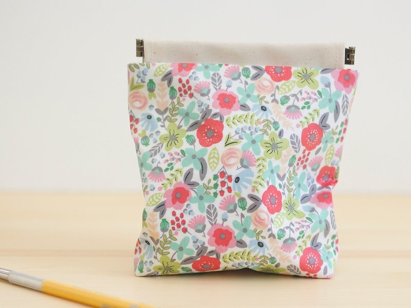 Pouch, Cosmetic pouch, Ditty bag  No.51 - Toiletry Bags & Pouches - Cotton & Hemp Multicolor