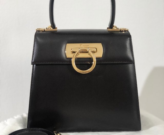 Ferragamo フェラガモ ガンチーニ レザー 2WAY ハンド ショルダーバッグ 赤