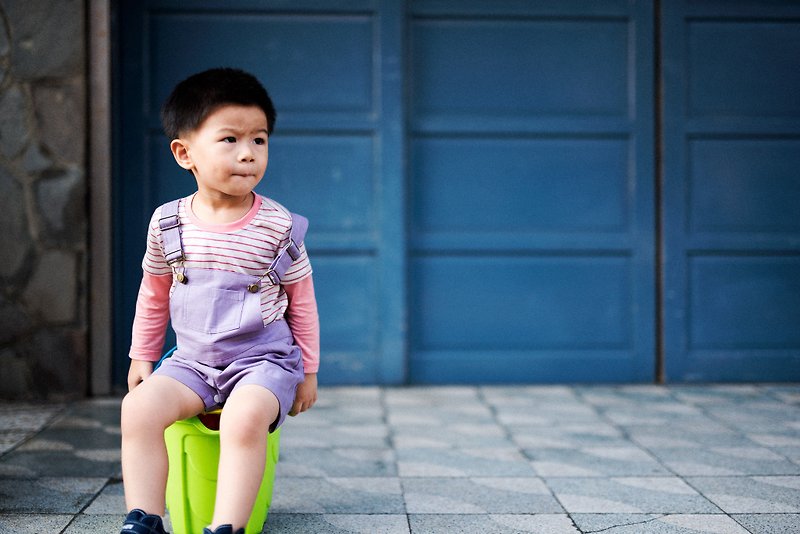 Body and mind comfortable Lavender suspenders hand-made non-toxic children's clothing parent-child equipment - กางเกง - ผ้าฝ้าย/ผ้าลินิน สีม่วง