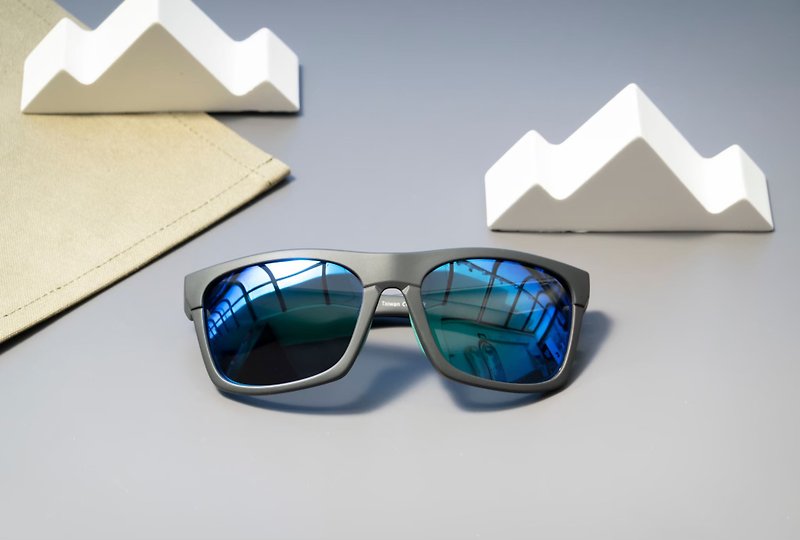 【VIGHT】 REMO -經典寬鏡面運動款太陽眼鏡 - 太陽眼鏡/墨鏡 - 塑膠 多色