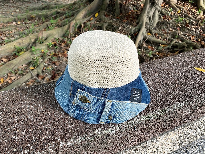 ユニークな異素材両面漁師帽 デニムステッチ イエローとブルーの花 - 帽子 - その他の素材 