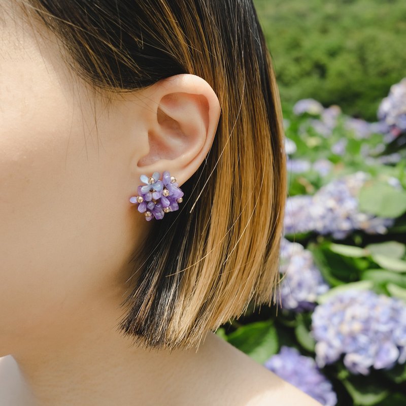 Purple Hydrangea Earrings / Clip-on Earrings - Earrings & Clip-ons - Acrylic Purple