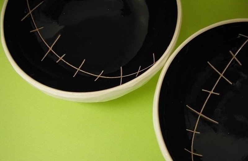 Small bowl black stitch pattern Bowl (stitch) black - Pottery & Ceramics - Pottery Black