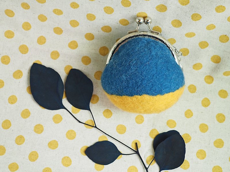 Blueberry Orange Wool Felt Gold Bag - Coin Purses - Wool Blue