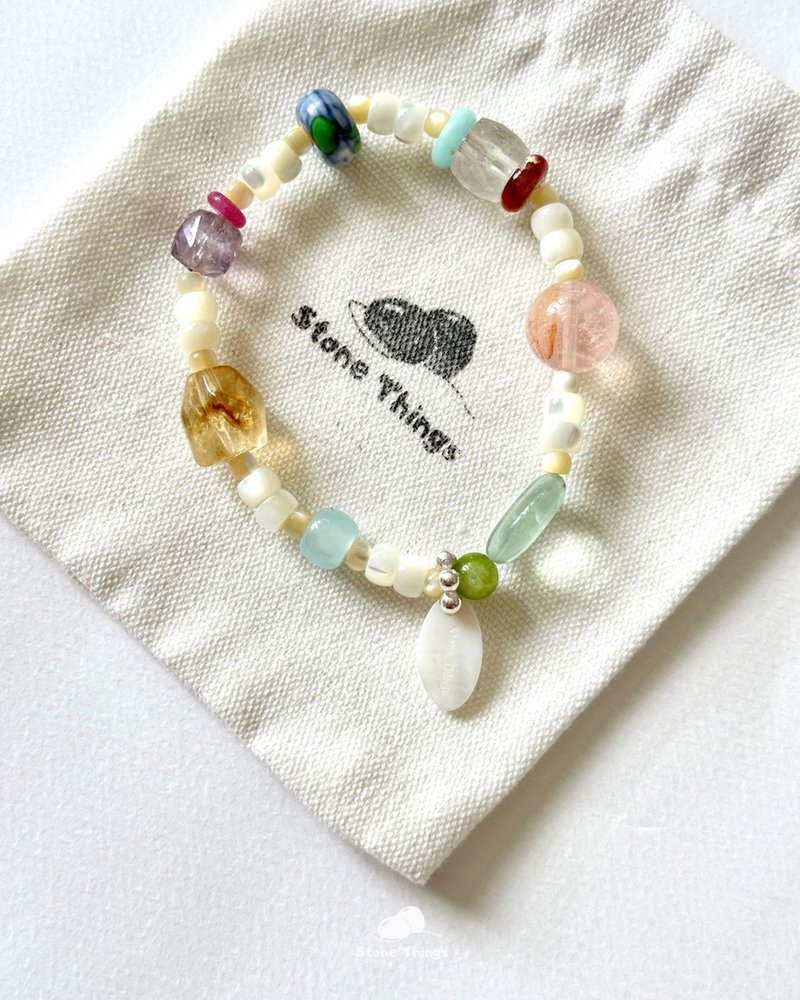 Fluorite Crystal Quartz Amethyst Colourful Bracelet|Original Design|Wind chimes - สร้อยข้อมือ - คริสตัล หลากหลายสี