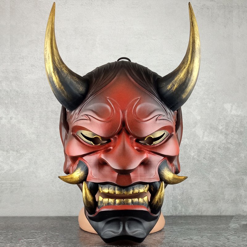 Red Hannya Mask with Black Chin and Gold Horns – Traditional Japanese Oni Mask - 口罩/口罩收納套 - 塑膠 紅色