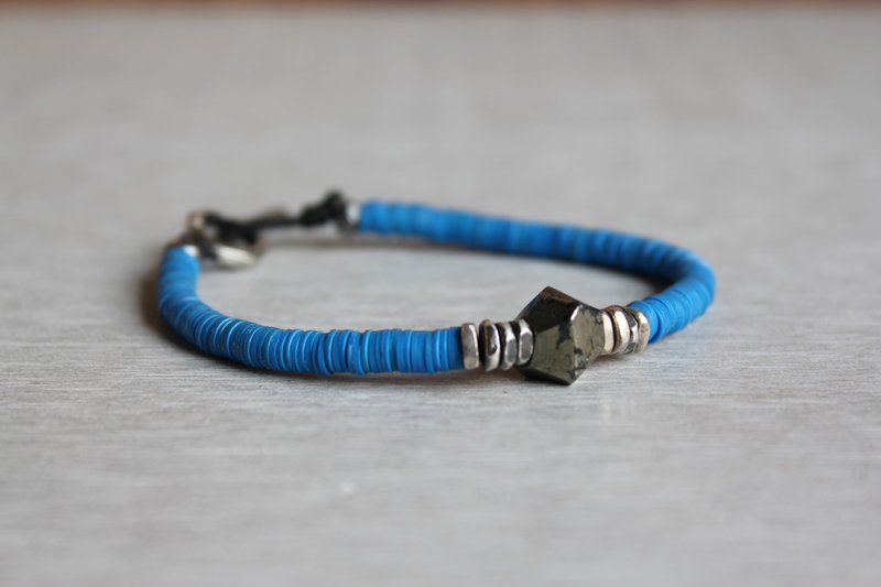 C.Chun Handmade Design Jewelry Africa turntables X cut iron Stone bracelet blue - Bracelets - Plastic Blue