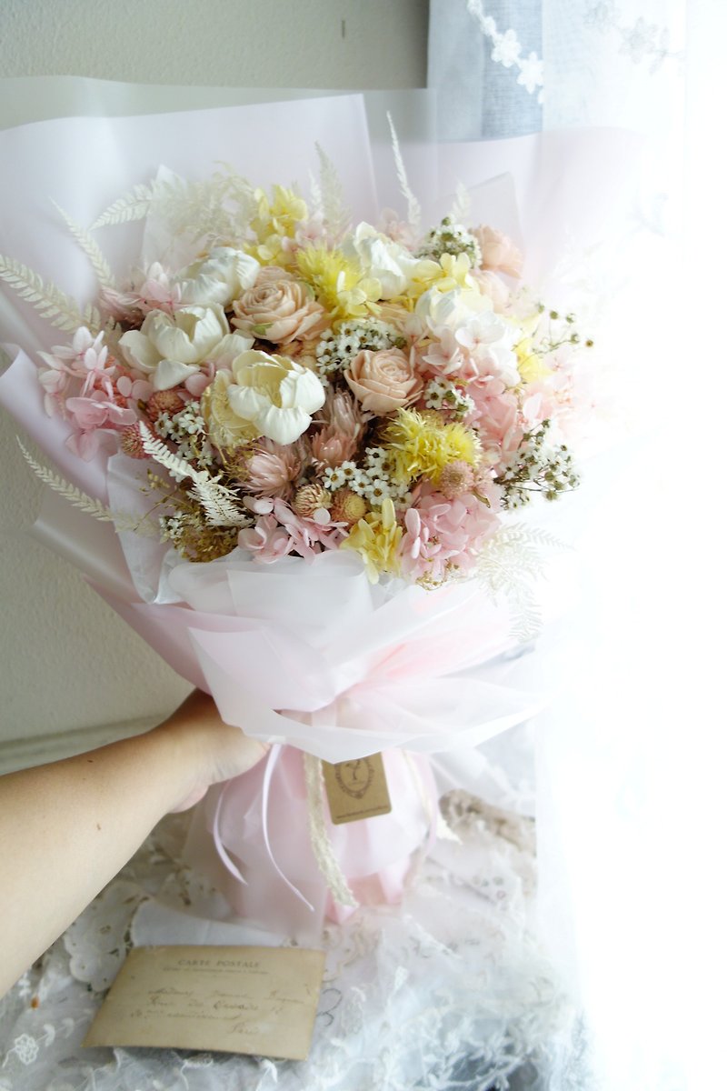 Fresh pink yellow chiffon bouquet/Korean style bouquet/Graduation bouquet/Birthday/Valentine's Day/Proposal bouquet - ช่อดอกไม้แห้ง - พืช/ดอกไม้ หลากหลายสี