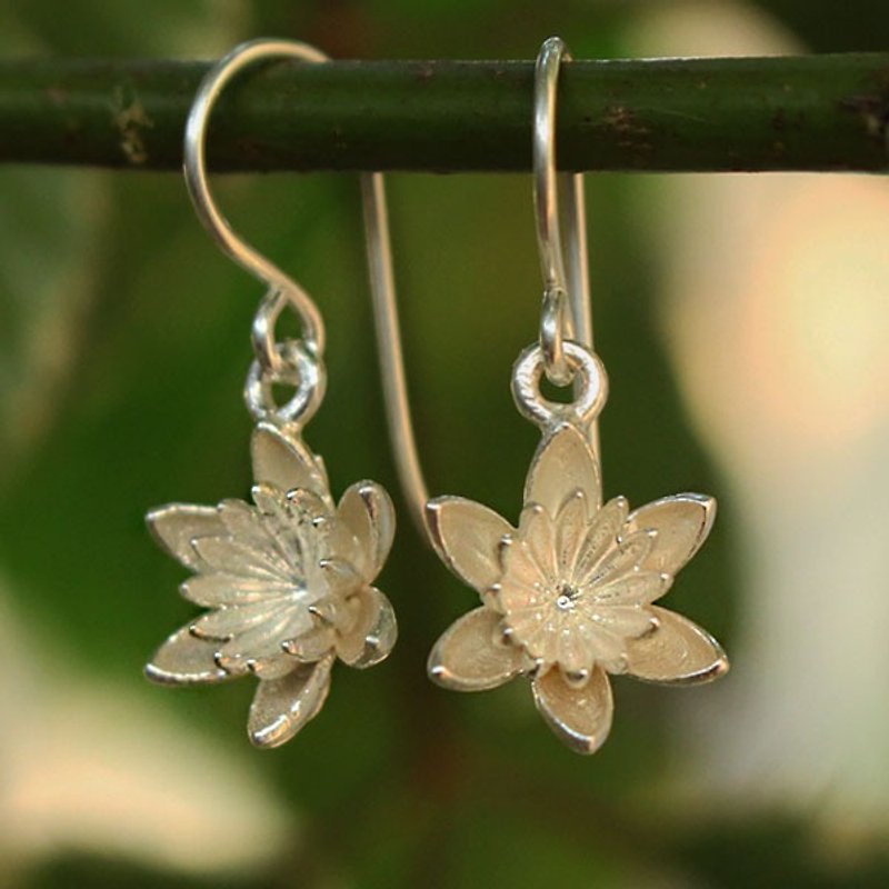 Little Lotus - Silver Earrings / Sterling Silver / Flower Earrings / Earrings - Earrings & Clip-ons - Other Metals 