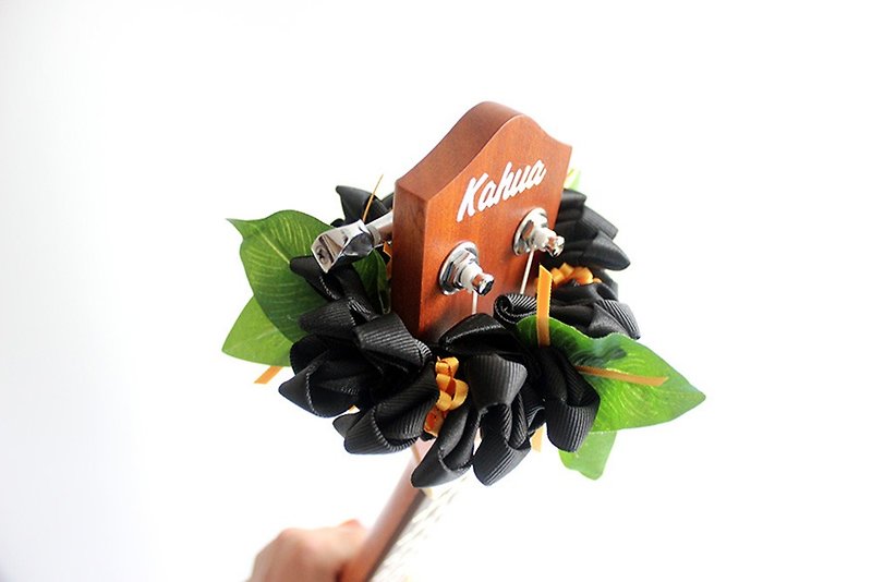 ribbon lei for ukulele,bl crocus,ukulele strap,ukulele accessories,hawaiian, - เข็มกลัด/ข้อมือดอกไม้ - ผ้าฝ้าย/ผ้าลินิน สีดำ
