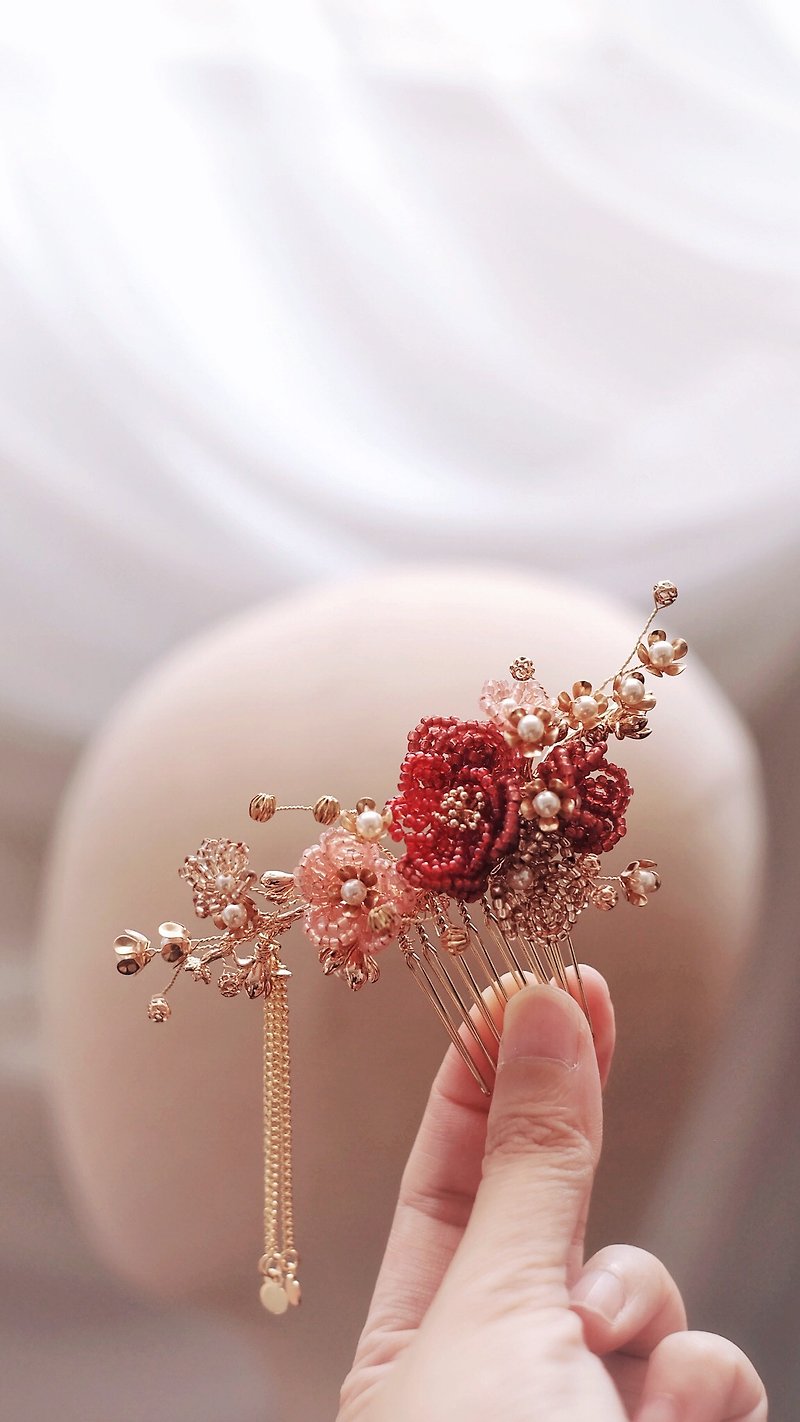 Bridal Headpiece Gorgeous Chinese bridal headpiece (Japanese rice beads), skirt gown and cheongsam hair accessories - Hair Accessories - Pearl Red
