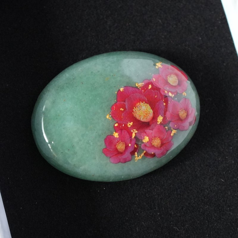 Natural Stone Green Aventurine and Camellia Obi-dome with Gold Leaf, Pony Hook, Brooch - 24k - Other - Gemstone Green