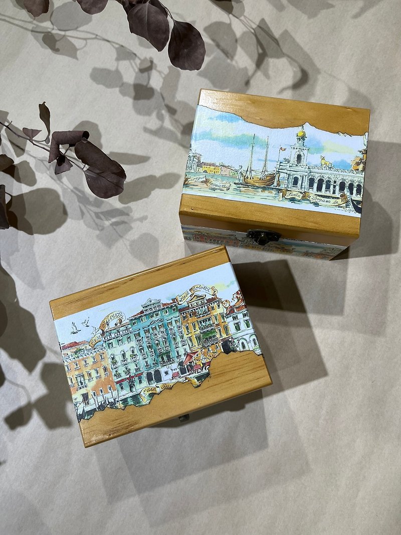 Essential oil box Venetian hand-painted twelve-grid wooden box Butterfly Cubat paper art collage - Fragrances - Wood Brown