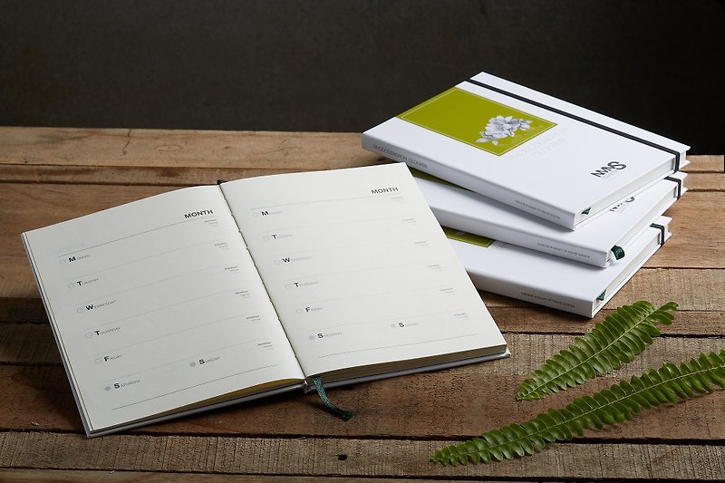 Golden Retriever - Elastic Strap Notebook - Notebooks & Journals - Paper White