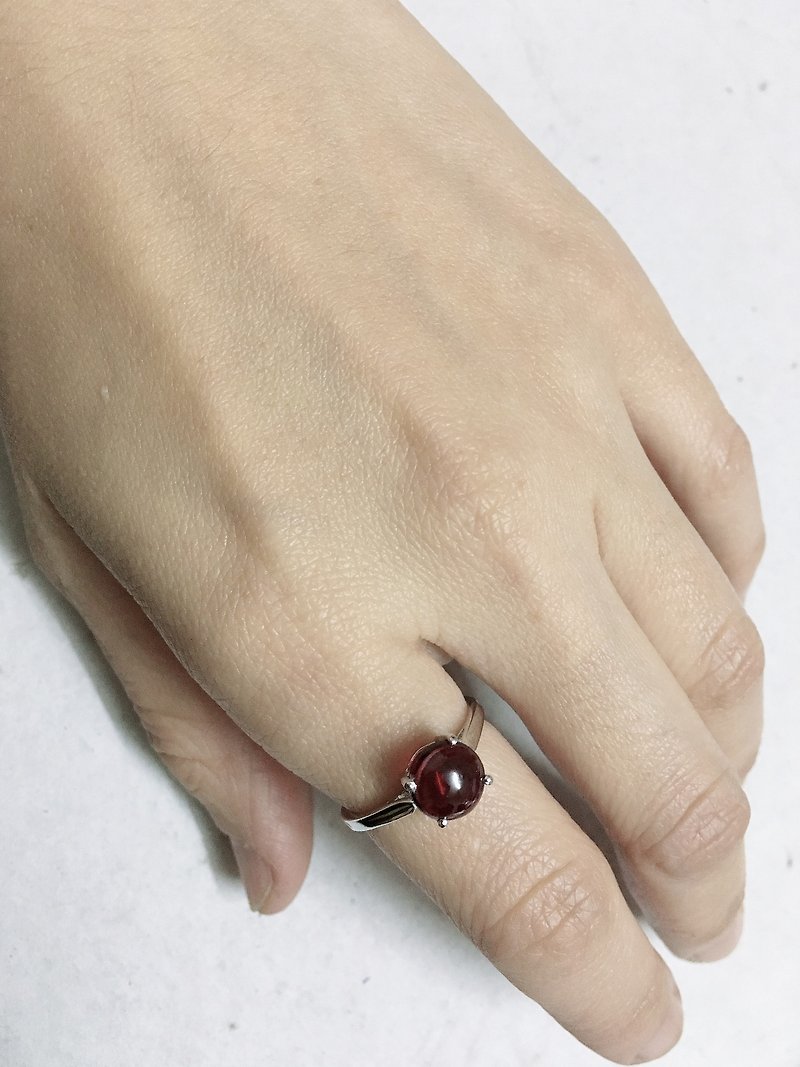 蛋面 紅石榴石 戒指 印度製 手工製 925純銀 - 戒指 - 半寶石 