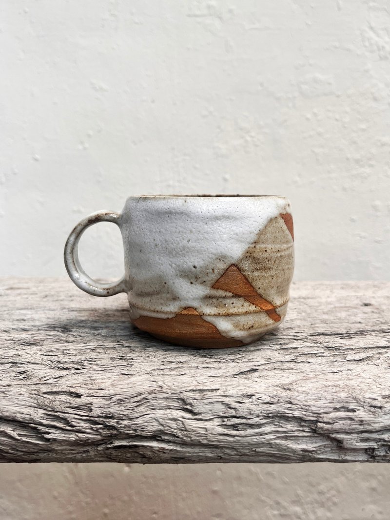 White coffee cup, medium size 1 | Pottery - แก้วมัค/แก้วกาแฟ - ดินเผา ขาว