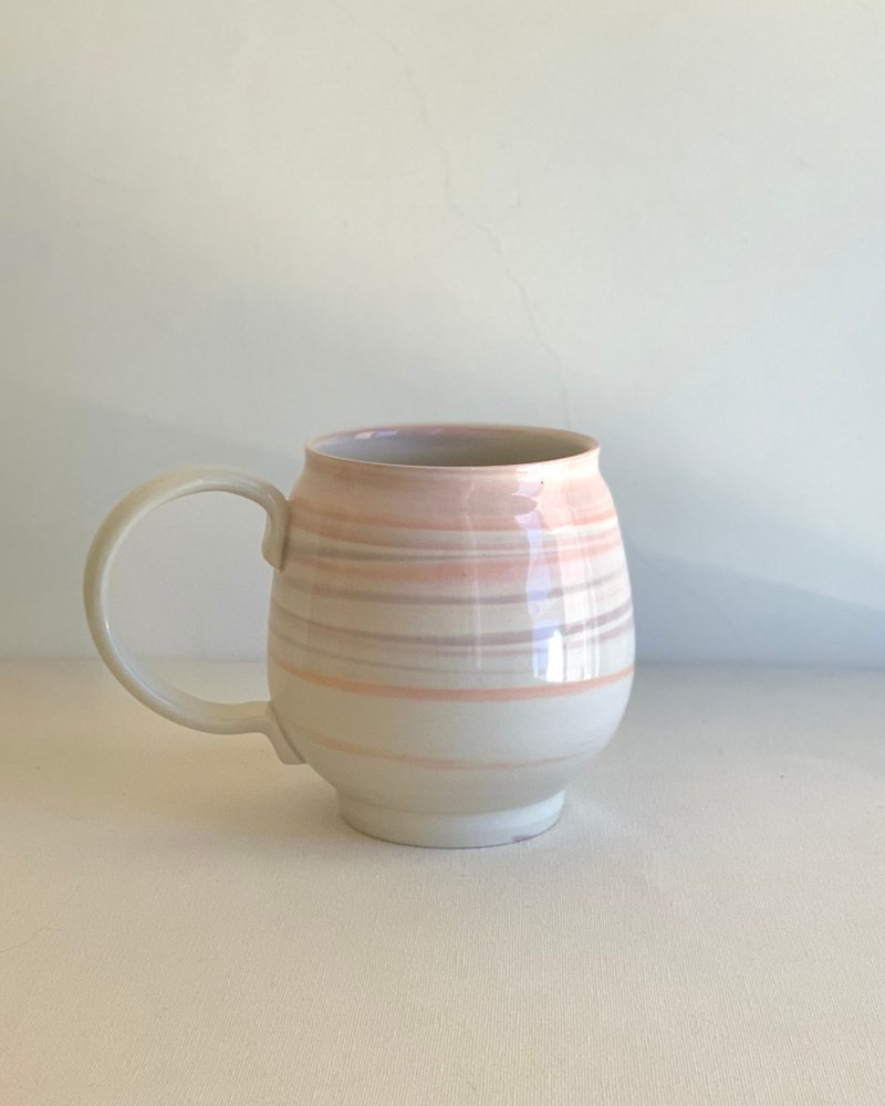 ベリーティーストロベリーファンマグ/コーヒーカップ - マグカップ - 磁器 ピンク