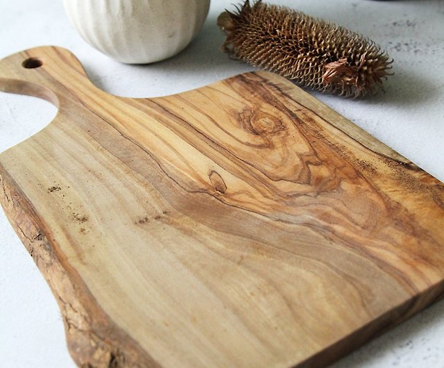British Naturally Med olive wood irregular handle solid wood small chopping  board/dining board/display board - Shop sussliving Cookware - Pinkoi
