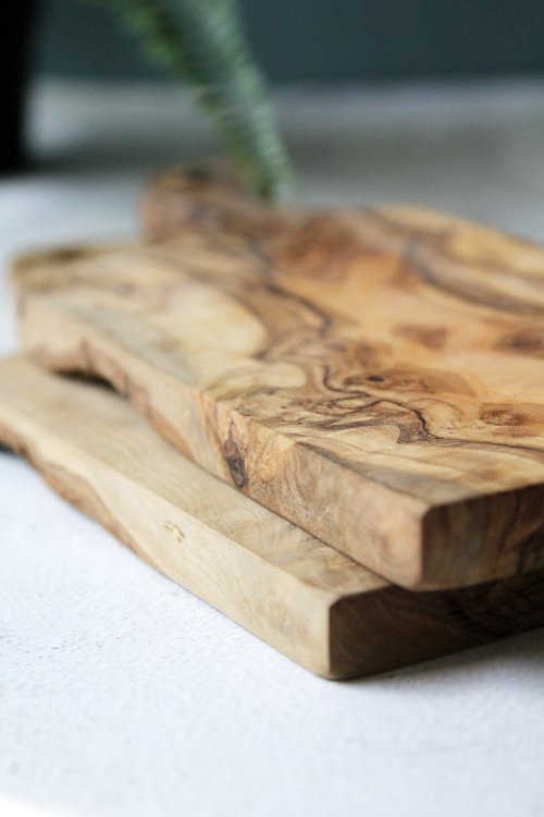 British Naturally Med olive wood irregular handle solid wood small chopping  board/dining board/display board - Shop sussliving Cookware - Pinkoi