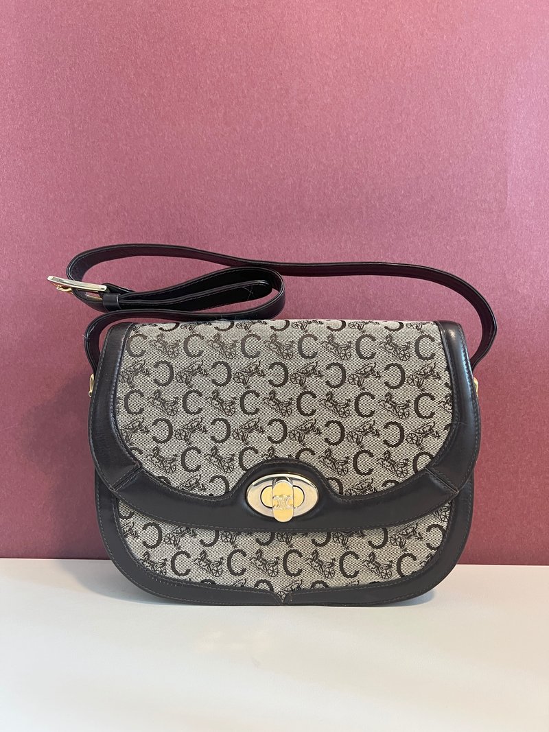 Celine 中古馬車扣啡色腋下包肩背側背斜背袋 日本vintage - 手提包/手提袋 - 真皮 咖啡色