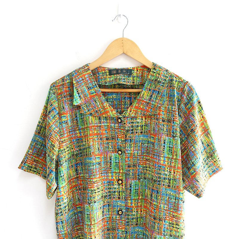 │Slowly│ Colorful Lines - Vintage shirts │vintage. Vintage. - เสื้อเชิ้ตผู้หญิง - เส้นใยสังเคราะห์ หลากหลายสี