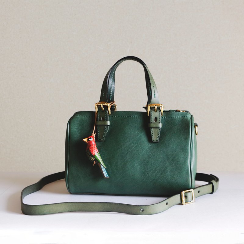 2-way cowhide Boston bag, crossbody shoulder bag, handbag, shoulder bag, green - กระเป๋าแมสเซนเจอร์ - หนังแท้ สีเขียว