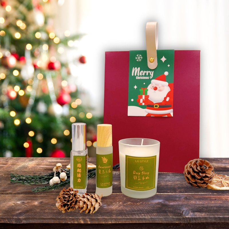 Christmas Good Friendship Set | Essential Oil Candle + Essential Oil Fragrance Spray + Essential Oil Roller Ball - น้ำหอม - วัสดุอื่นๆ 