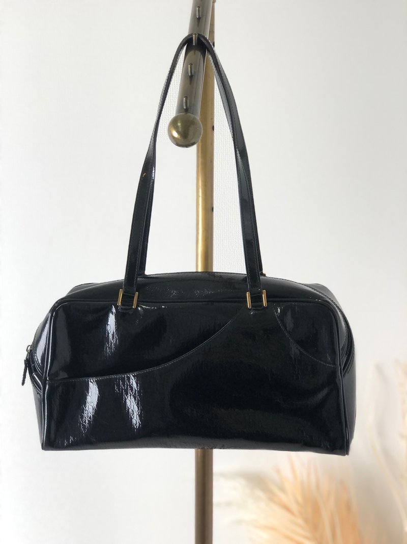 【 日本直送　名牌中古包 】Christian Dior クリスチャン ディオール トロッター パテント ミニボストン ショルダーバッグ ブラック 4rr6sd - 側背包/斜背包 - 其他材質 黑色