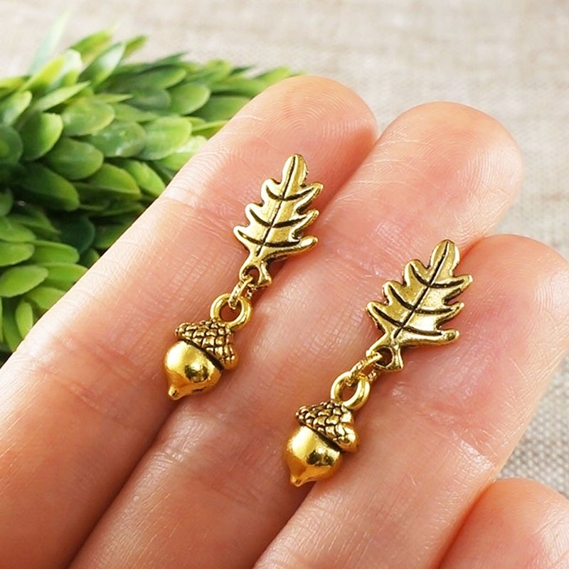 Golden Acorn Oak Leaf Forest Woodland Stud and Dangle Earrings Woman Jewelry - ต่างหู - โลหะ สีทอง